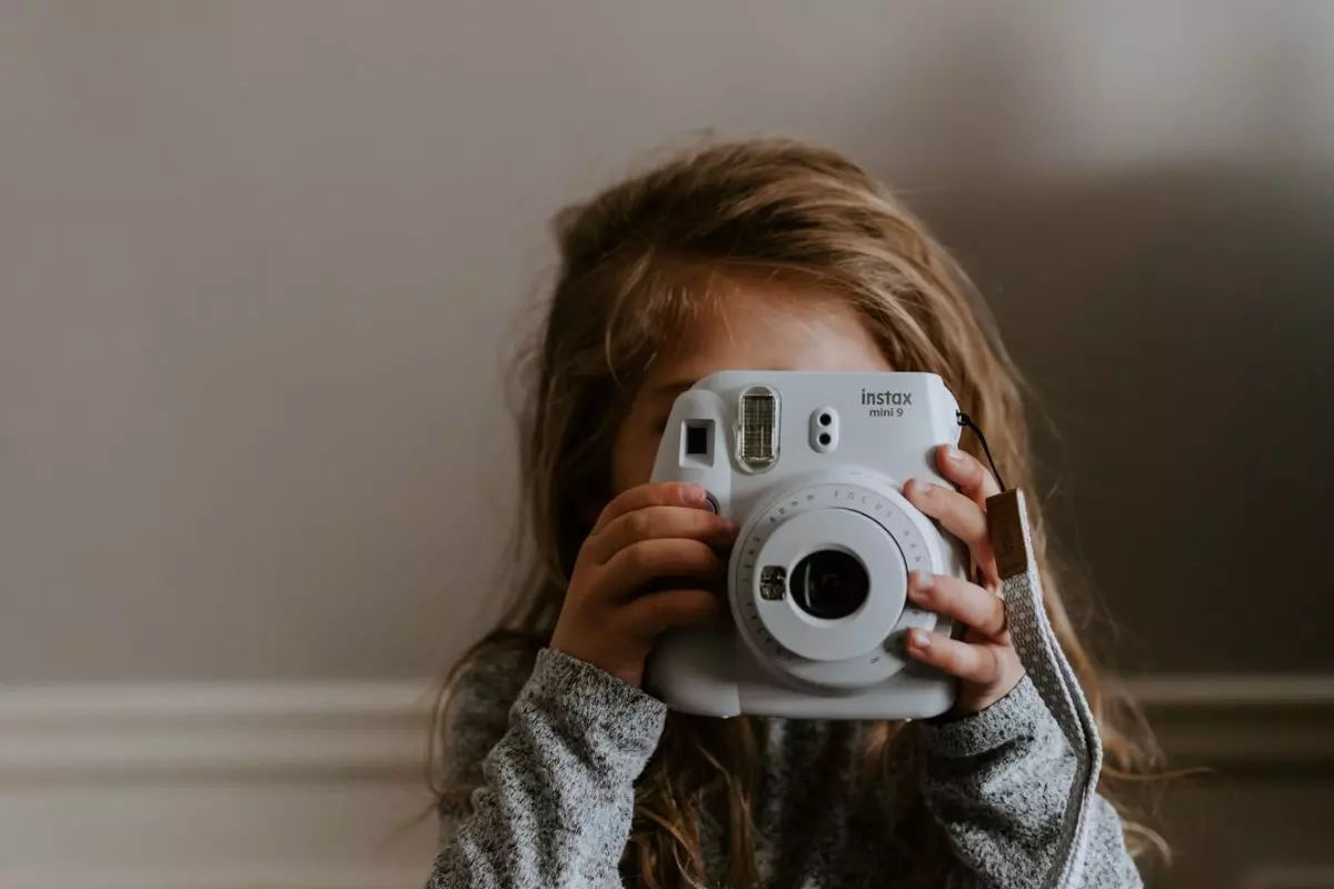 Futerał 4Mobee do Fujifilm Instax mini 9/11 flamingo